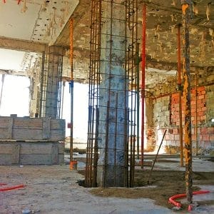 ترميم القواعد والاعمدة بالحقن الآلي